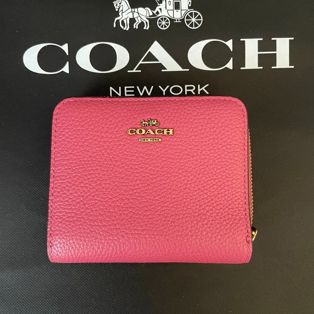 NWT coach Billfold Wallet
